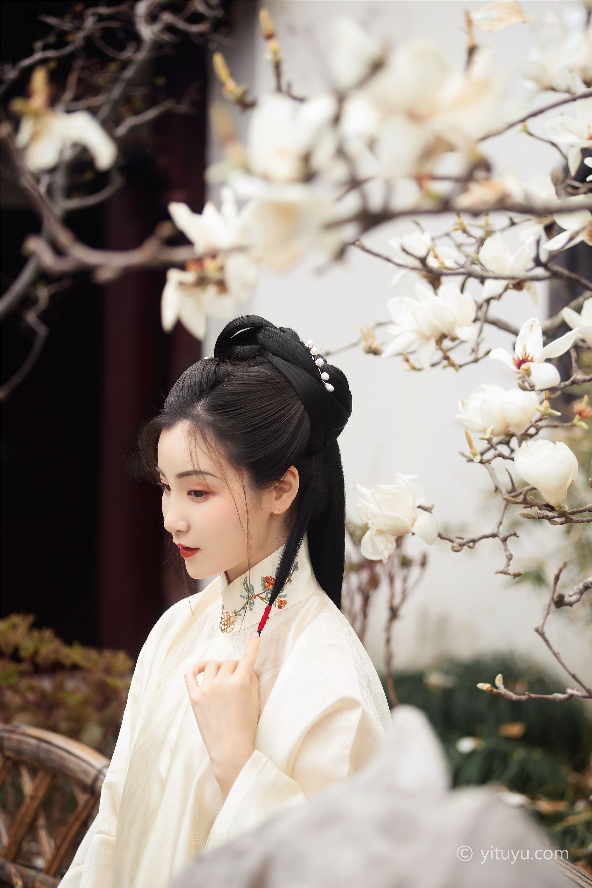 YITUYU艺图语  2021.05.10 玉兰 金儿